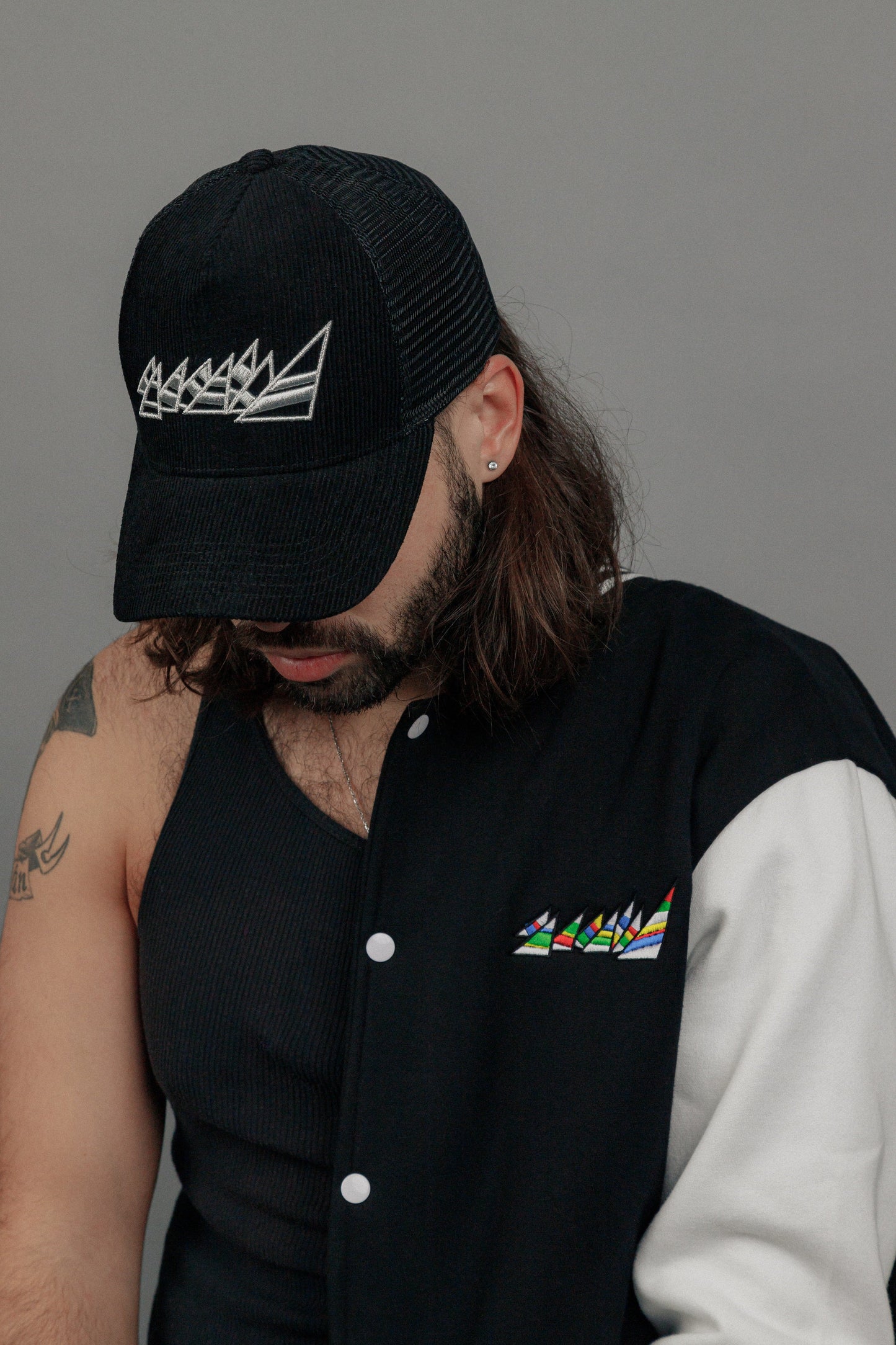 SILVER CORDUROY TRUCKER