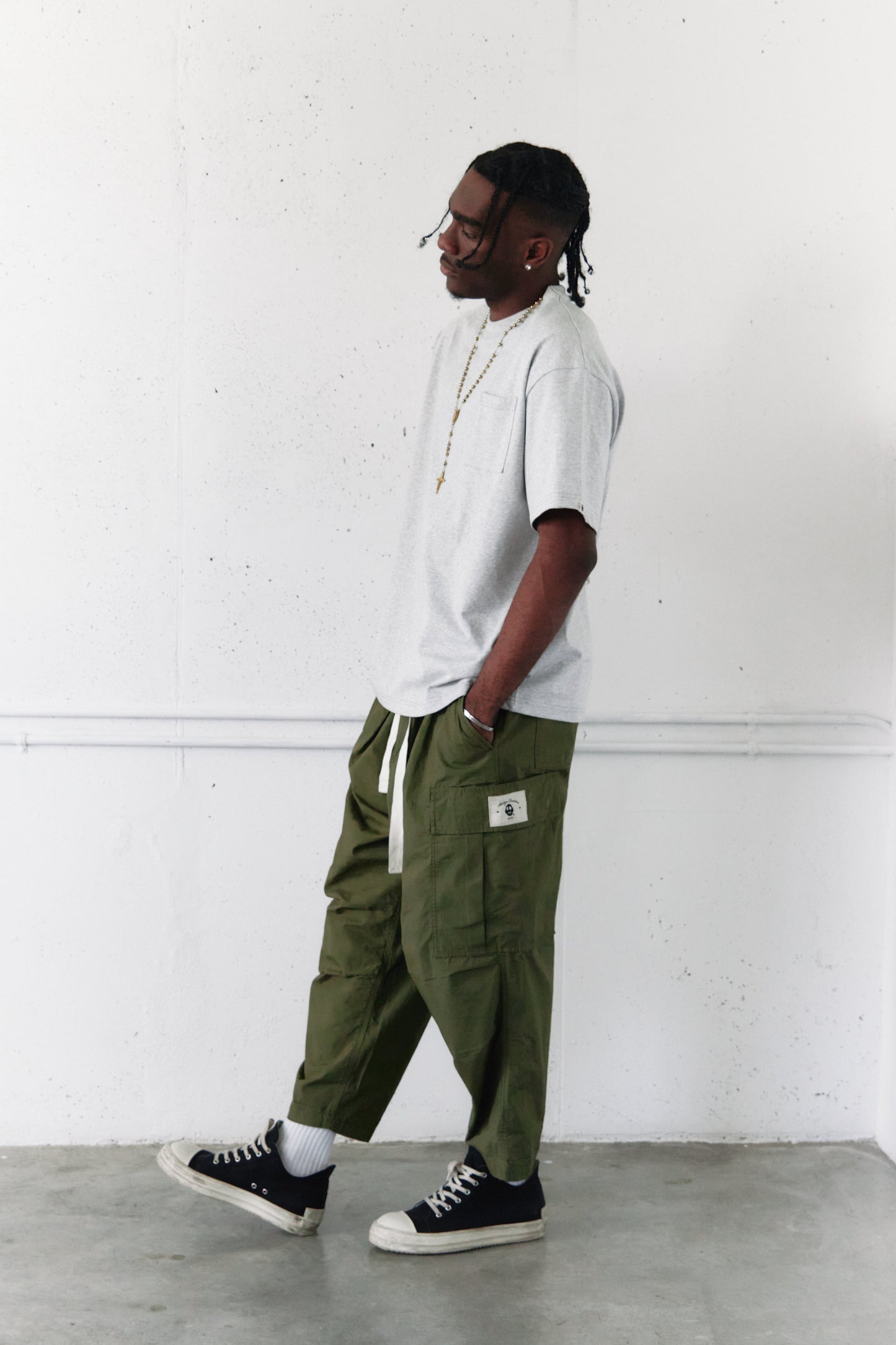 Basic Pocket Tee - Gray