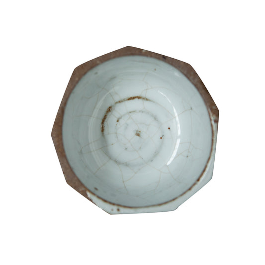 Wall Cup