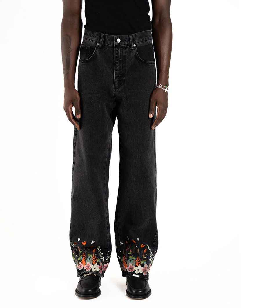 RELAXED FIT FLORAL EMBROIDERED DENIM